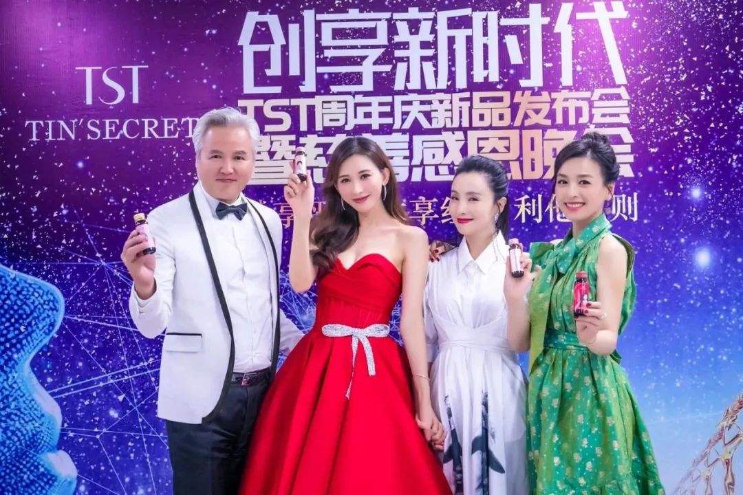 ������Ϊʲô��ͷ������ʱ����Ƭ�ж�˧������ûǮ�Ÿ��ı�������